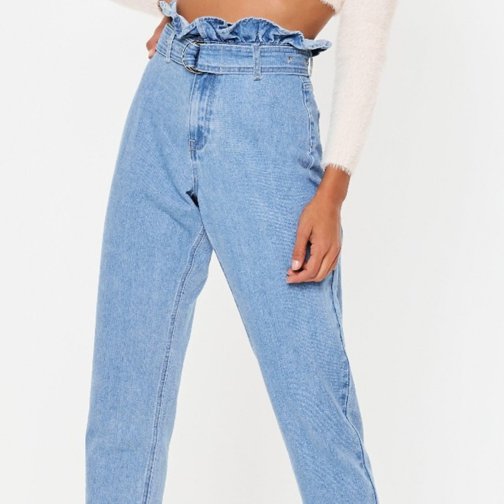 NWOT Missguided Riot High Waisted Mom Jean